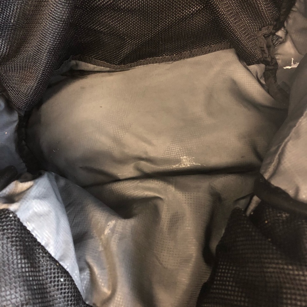 Lululemon Wet Coast Backpack - Picture 8 of 8